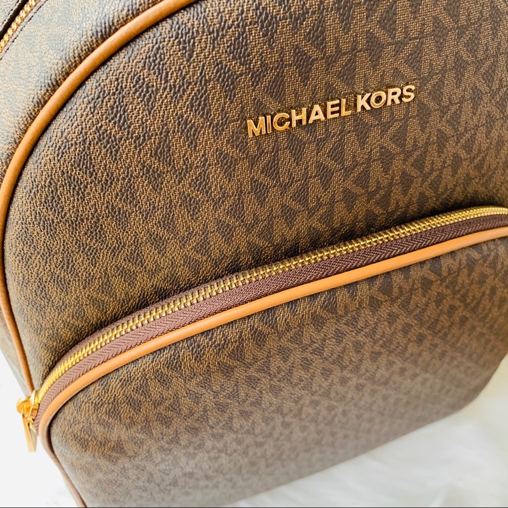 MICHAEL KORS LARGE ABBEY BROWN CANVAS BACKPACK - Picture 4 of 8